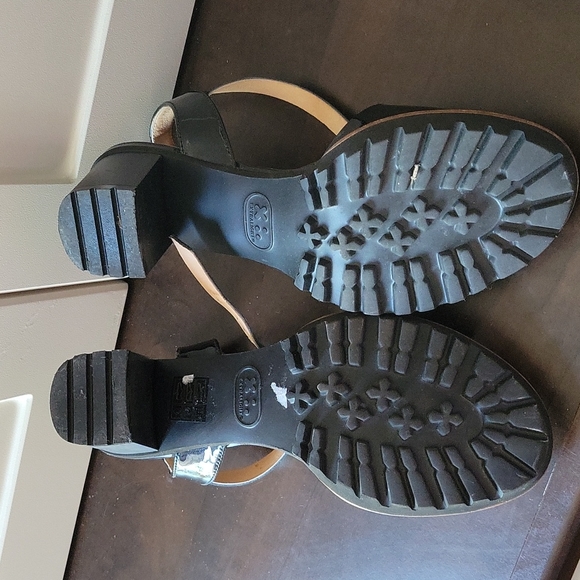 Gadea black patent sandals - Picture 3 of 5